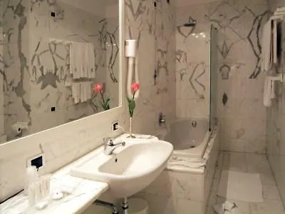 Du Cheval Blanc 4*