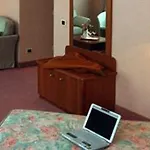 Hotel Du Cheval Blanc 4*