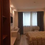 Hotel Du Cheval Blanc 4*