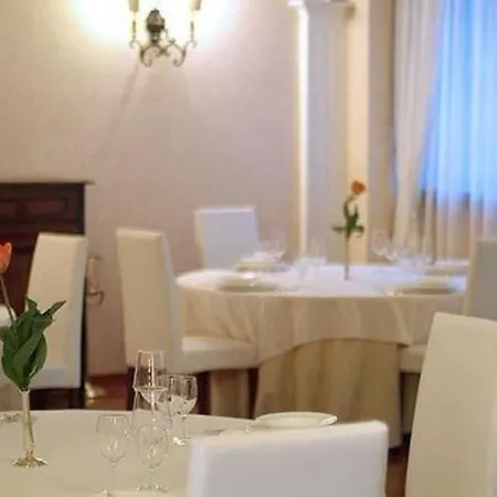 Ξενοδοχείο Du Cheval Blanc 4*