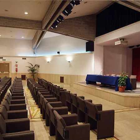 Du Cheval Blanc Hotell