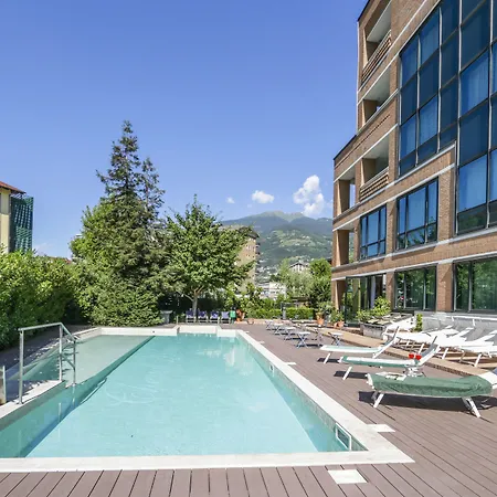 Hotel Du Cheval Blanc 4*