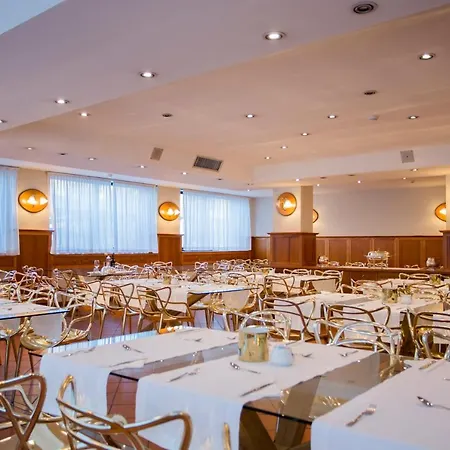 Du Cheval Blanc Hotel