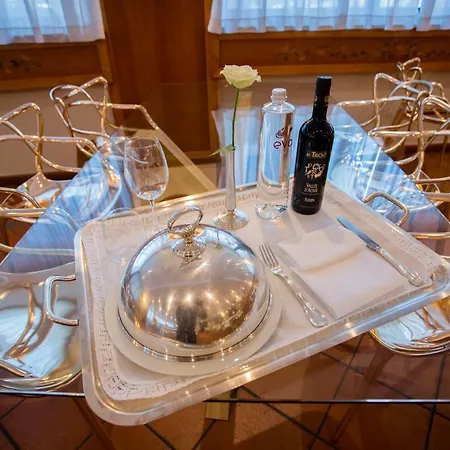 Du Cheval Blanc 4*
